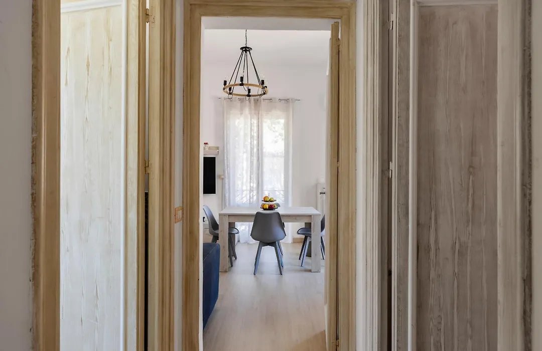Mondello Beach House With Terrace 2 Steps From The Sea-1
