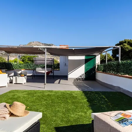 Mondello Beach House With Terrace 2 Steps From The Sea-3